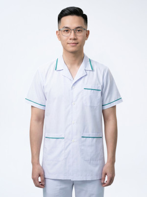 Áo blouse dược sĩ nam cộc tay viền xanh lá