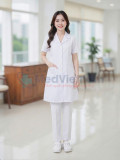 Áo blouse bác sĩ nữ dáng dài cộc tay chất liệu mềm mại, Size M