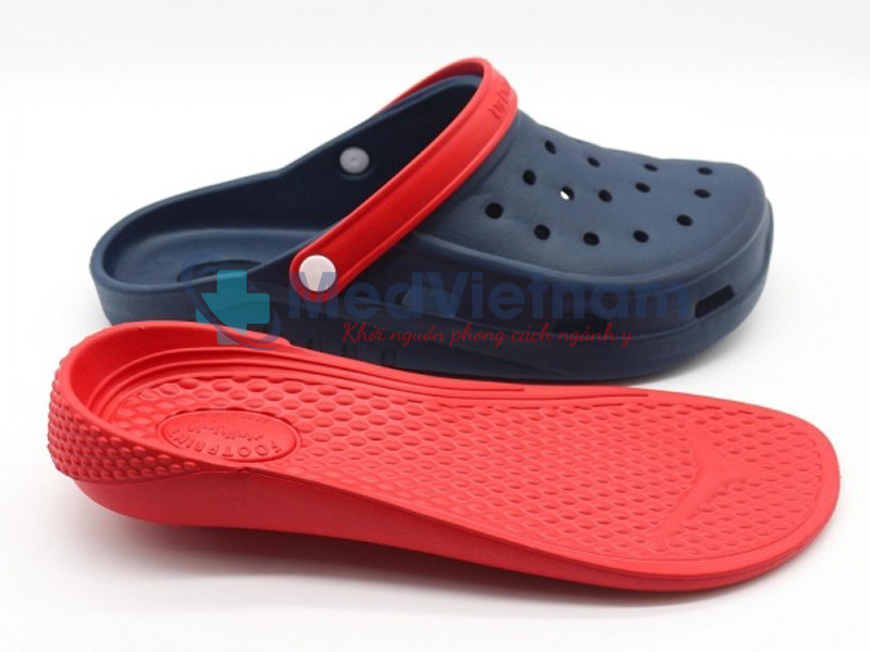 Dép y tế chuyên dụng cho môi trường đặc thù.