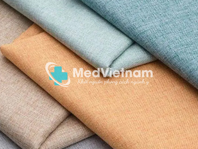 Vải may đồng phục spa: Vải đũi.